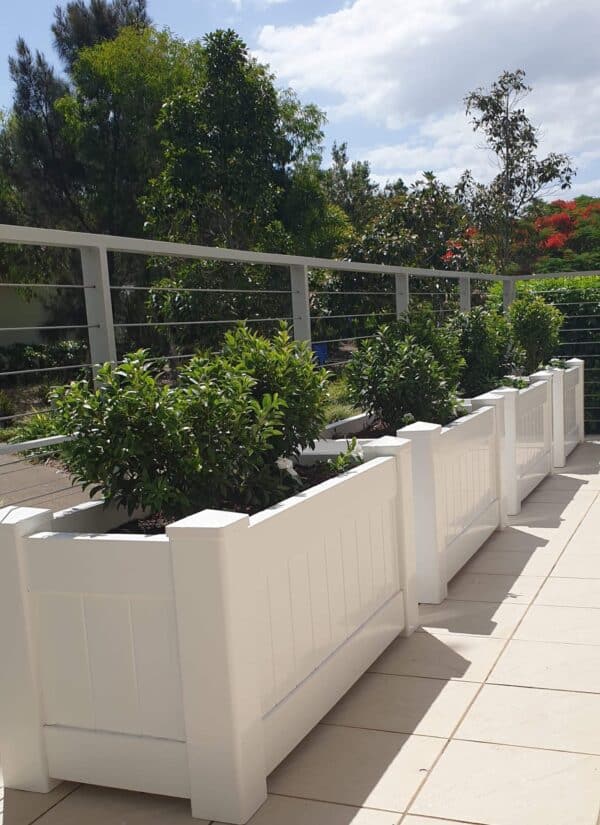 PVC Hamptons style Planter Box 950x450 - Image 2