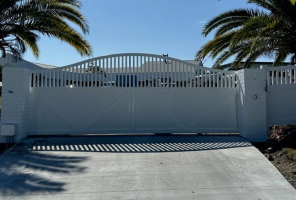 Sliding gates & Swing Gates- to match any Fence - Image 5